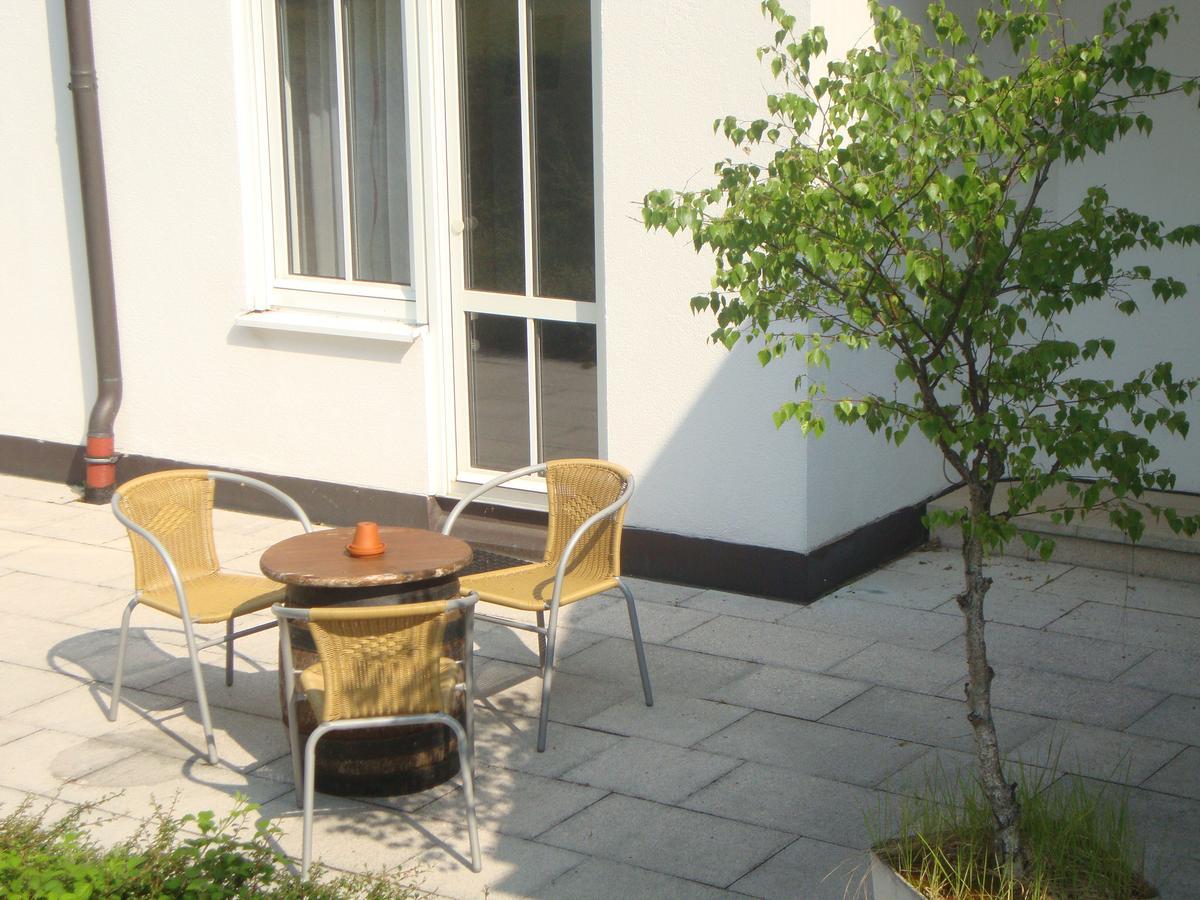 Hotel Garni Am Waldhang Gilching Luaran gambar
